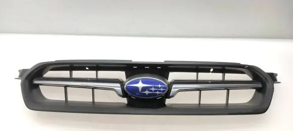 Subaru Legacy Front bumper upper radiator grill