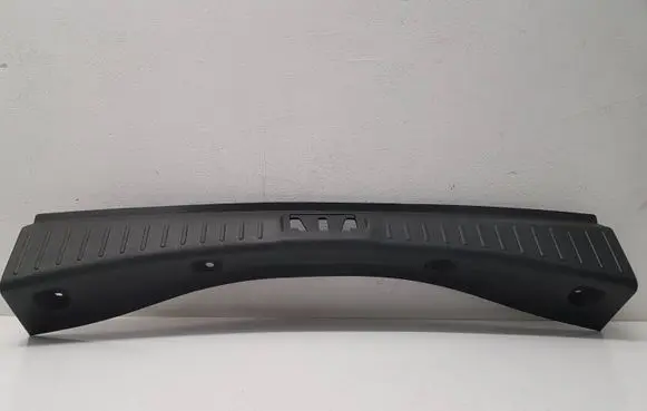 Ford Kuga II Trunk/boot sill cover protection GV41S404C08AFW GV41S404W16A