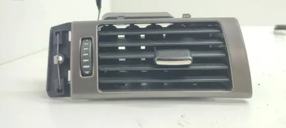 Audi A6 S6 C5 4B Dash center air vent grill