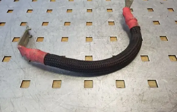 Fiat Grande Punto Positive cable (battery)