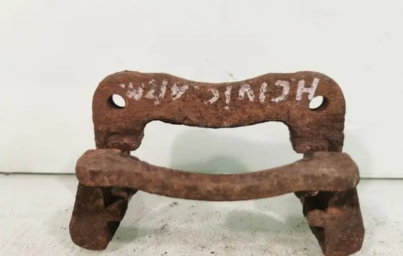 Honda Civic Brake caliper pad carrier rear 