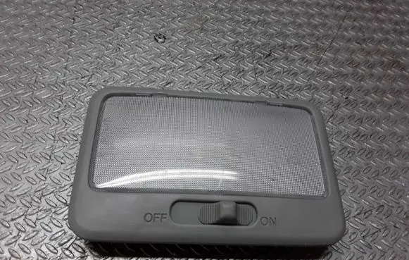 Suzuki Grand Vitara I Rear seat light