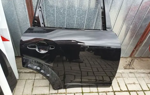 Rear door