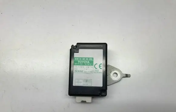 Lexus IS 220D-250-350 Door control unit/module 8974053051 2513003870