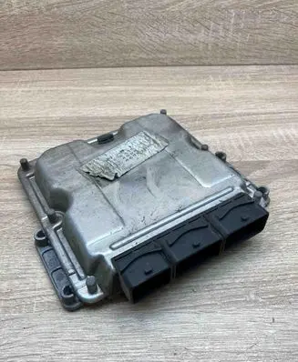 Peugeot 206 Engine control unit/module ECU 0281001934 8200039569