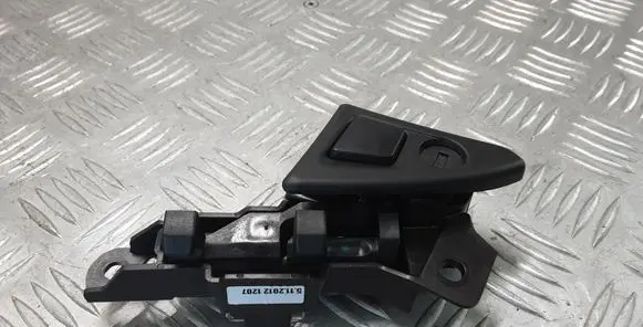 BMW 5 F10 F11 Armrest lock 03F1010023