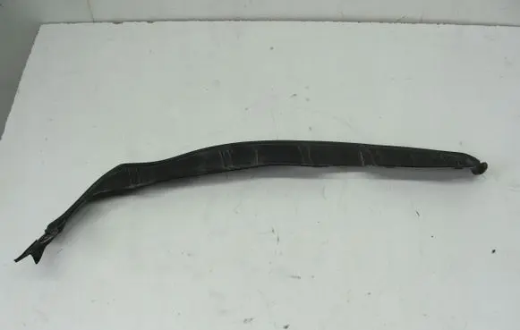 BMW 2 F45 Rubber seal front door (on door) 51767298832