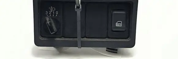 Renault Maxity Other switches/knobs/shifts 68485-MB40A
