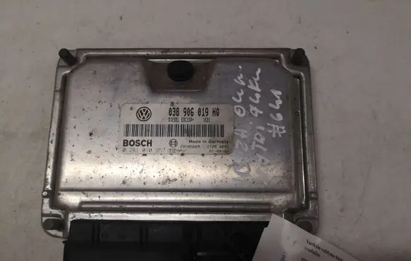 Seat Ibiza III (6L) Engine control unit/module 038906019HQ 28SA5669 0281010957