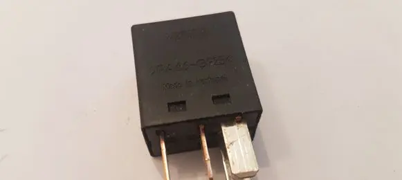 Ford Focus Other relay 2W9314B192BA V23074