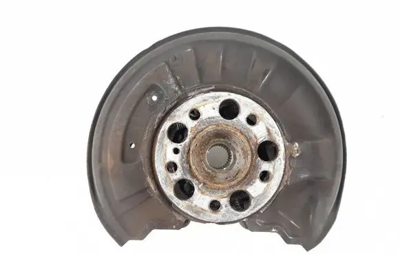 Mercedes-Benz C W204 Rear wheel hub 2043503108 2045400317