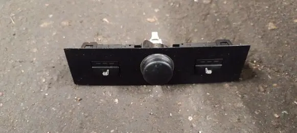 BMW X5 F15 Seat heating switch 9384805