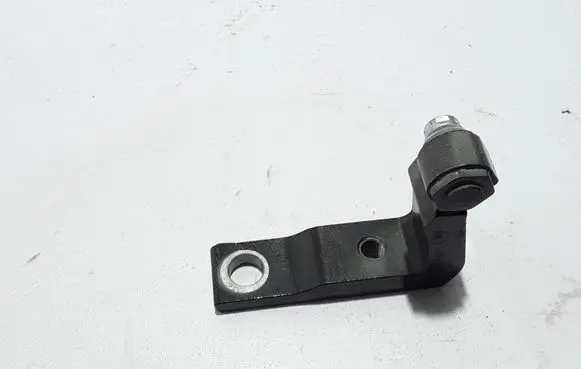 Volvo XC40 Front door lower hinge 31457071
