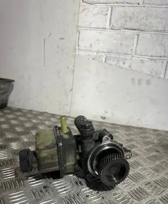 Mazda 6 Power steering pump
