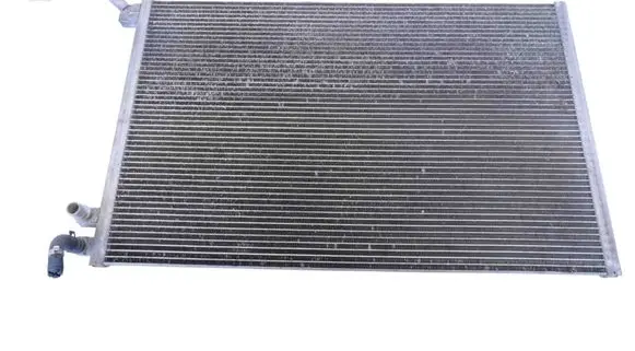 Jaguar F-Pace Intercooler radiator GX738K230BB
