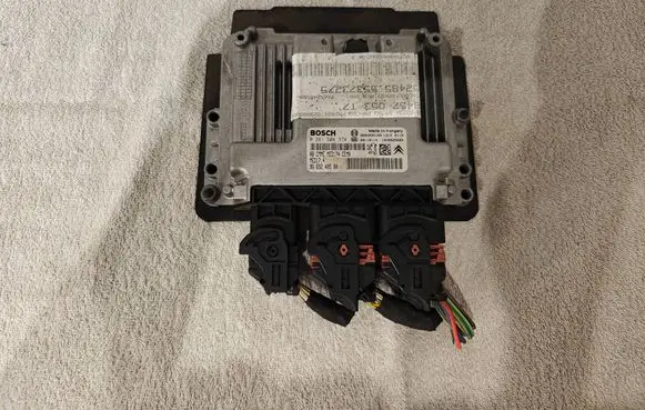 Peugeot 308 Engine control unit/module 0261S04374 9665248580