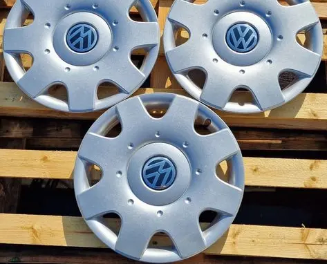 Volkswagen Touran I Wheel nut cap/cover 