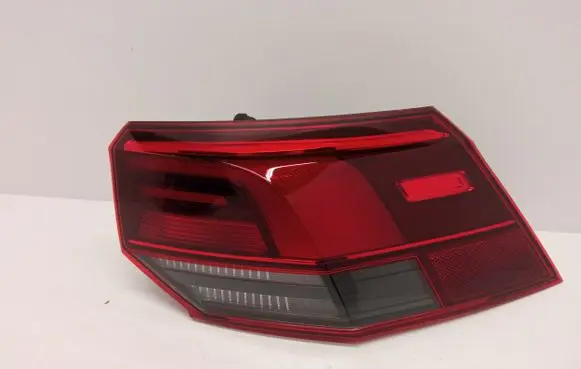 Volkswagen Golf VIII Rear/tail lights 5H0945096C 81970201 081970201