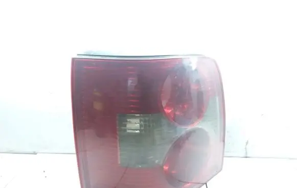 Volkswagen PASSAT B5 Rear/tail lights 3B9945111