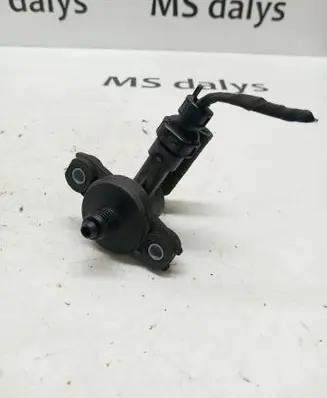 Mercedes-Benz A W169 Turbo solenoid valve A1694700193 1694700193
