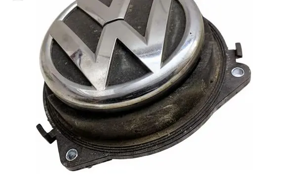 Volkswagen PASSAT B7 Tailgate/trunk/boot exterior handle 6R0827469D