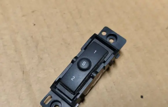 Chrysler 300 - 300C Seat memory switch 04602446AB