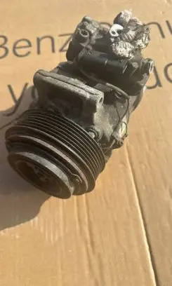 Mercedes-Benz C W205 Air conditioning (A/C) compressor (pump) A0008304400