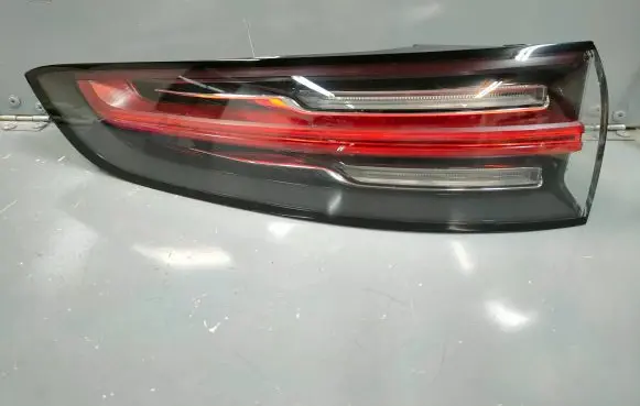 Porsche Cayenne (9Y0 9Y3) Rear/tail lights 9Y0945095H 9Y0945095