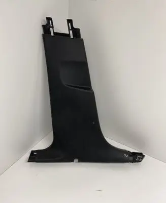 (B) pillar trim (bottom)