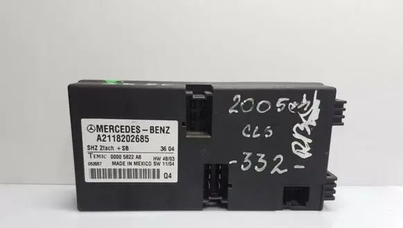 Mercedes-Benz E W211 Seat control module A2118202685
