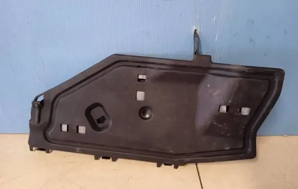 Toyota Avensis T270 Dashboard lower bottom trim panel 5560705050