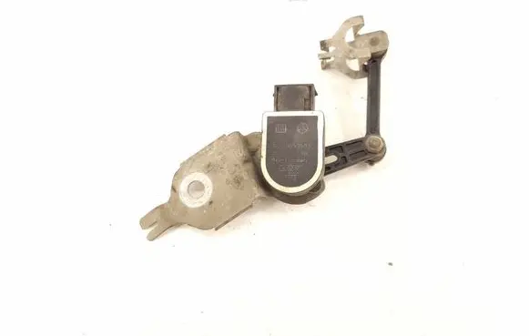 Mercedes-Benz C W205 Air suspension front height level sensor 2229050503 2059057001