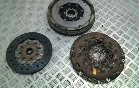 Toyota Corolla Verso E121 Clutch set kit 134500010 3125005120