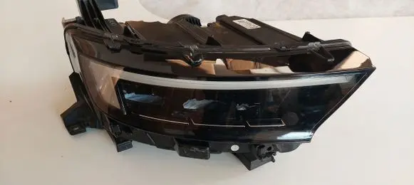 Opel Mokka B Headlight/headlamp 9837331580