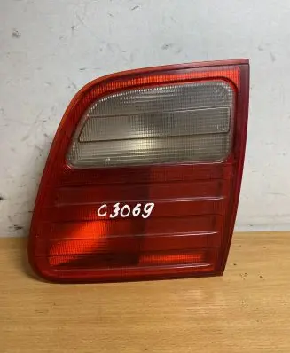 Mercedes-Benz E W210 Rear/tail lights A2108202464 C3069