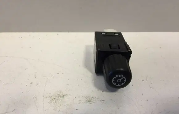 Lexus IS 220D-250-350 Other switches/knobs/shifts 3591Q63