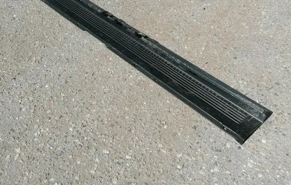 Fiat Ducato Rear bumper lower part trim 1305763070