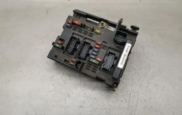 Peugeot 307 BSM Control unit 9646405180 BSMB2