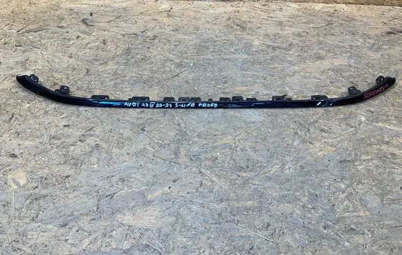 Audi A3 8Y Front bumper lip 8Y0807110 S2505S029-M