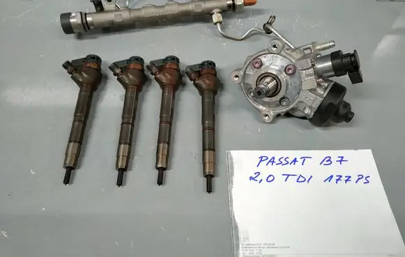 Volkswagen PASSAT B7 Fuel injection system set 04L130755D 03L120277J 057130764AB