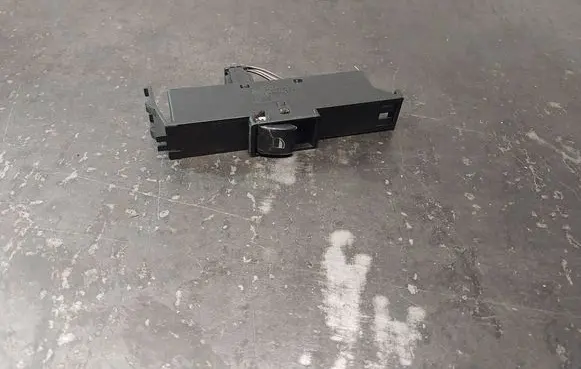 BMW 3 E46 Electric window control switch 6902177