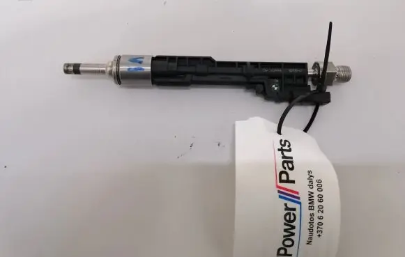 BMW 7 F01 F02 F03 F04 Fuel injector 7639994