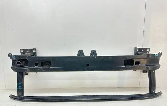 Volkswagen PASSAT B8 Front bumper support beam 3G0807611