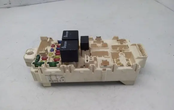 Mitsubishi Pajero Fuse module 3A230291