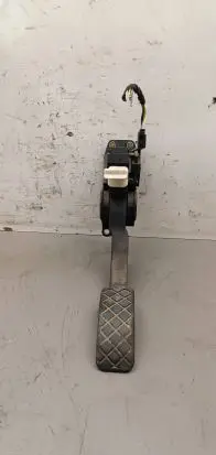 Audi A3 S3 8L Accelerator throttle pedal 0281002342