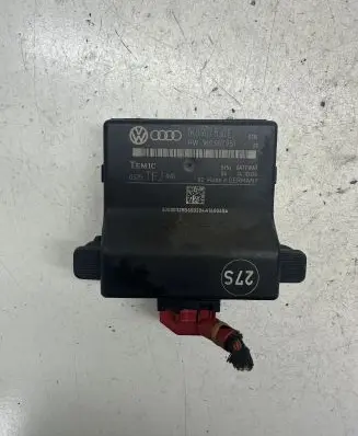 Volkswagen Golf V Gateway control module 1K0907530E 1K0907951