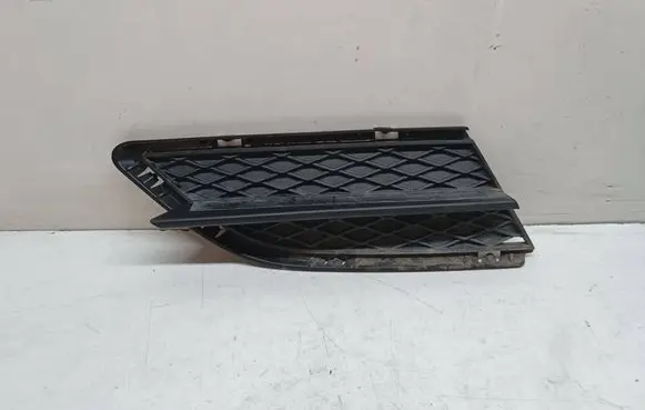 BMW 3 E90 E91 Front bumper lower grill 7138418 51117138418