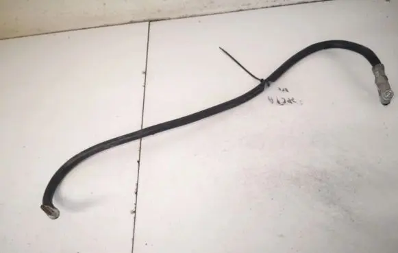 Hyundai Santa Fe Positive cable (battery)