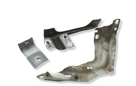 Volkswagen Tiguan Allspace Fender mounting bracket 5NA821135C