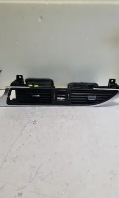 Audi A6 S6 C7 4G Dash center air vent grill 4G1820951